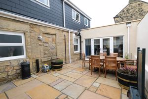 Rear- click for photo gallery